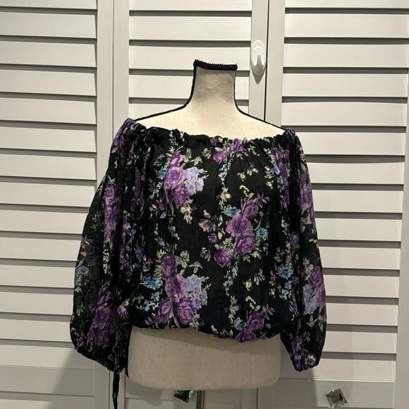 ELAN USA NWT Floral On/ Off shoulder Top with adjustable upper strap. - Picture 1 of 9
